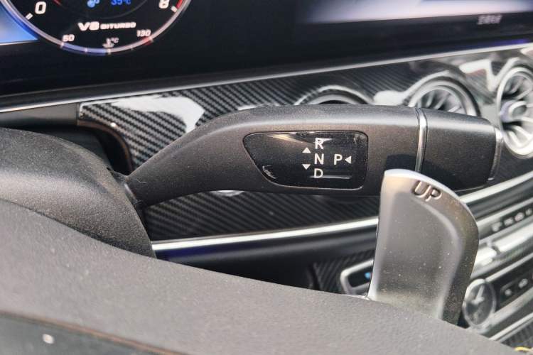 Used Mercedes-Benz E-Class 2019 Facelifted E 300 L Stylish Version Gear Lever