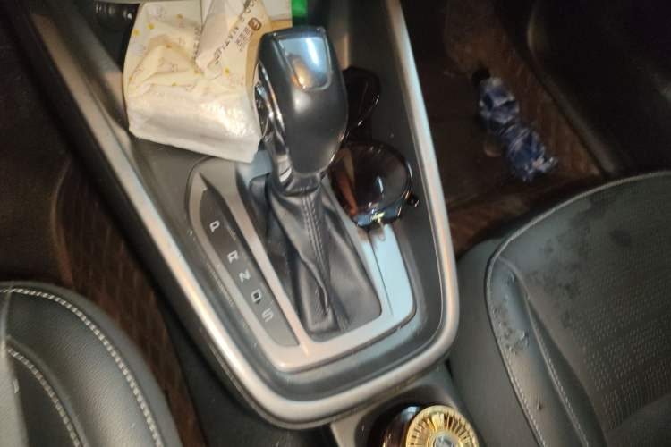 Used Ford Escort 2015 1.5L Automatic Fashion Model