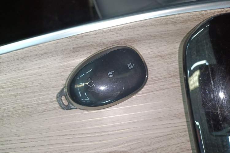 Used CHANGAN NEVO A07 2024 All-Electric "True Fragrant" Edition 515 Elite Model Vehicle Key