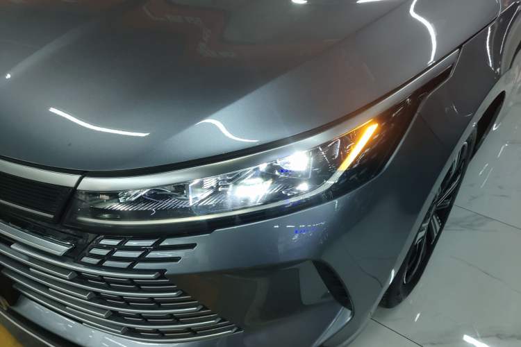 Used BYD Destroyer 05 2024 Honor Edition DM-i 120KM Luxury Model
