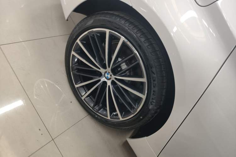 Used BMW 5 Series 2021 Facelifted 530Li xDrive M Sport Package