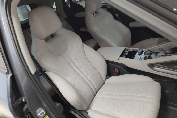 Used BYD Yuan UP 2024 401 km Active Version