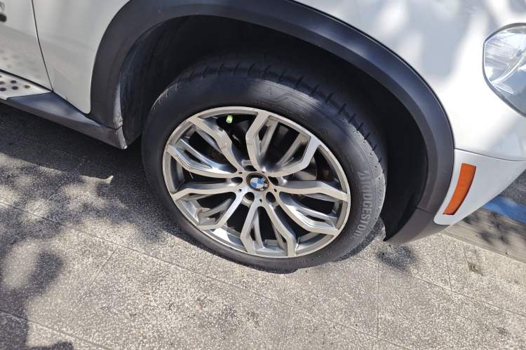 Used BMW X5 2011 xDrive35i Leading Model
