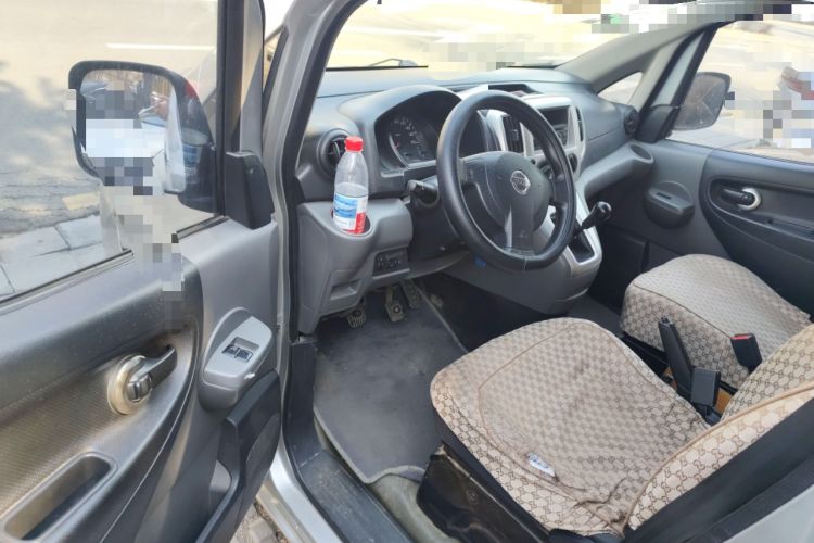 Used Nissan NV200 2011 1.6L 232 Seats Zunya Trim Driver Seat