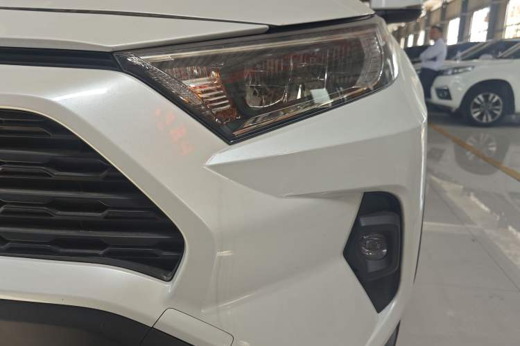 Used Toyota RAV4 2024 2.0L CVT Two-Wheel Drive Urban Edition