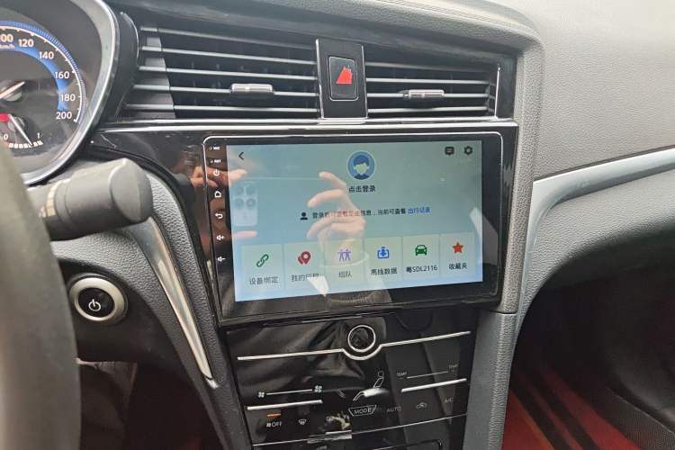 Used Venucia D60EV 2022 Standard Range Smart Drive Version Audio And AC Panel