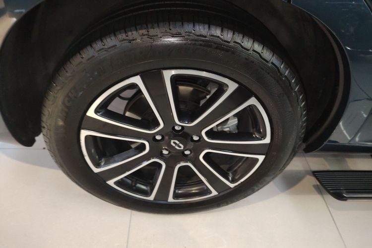 Used Hima AITO M7 2024 1.5T Intelligent Drive 4WD Ultra Version 5 Seats
