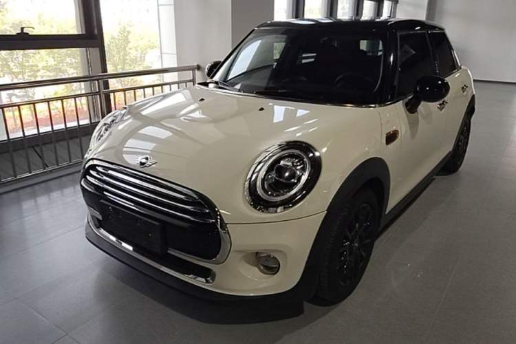 Used MINI 2015 1.5T COOPER Fun Five-Door Edition