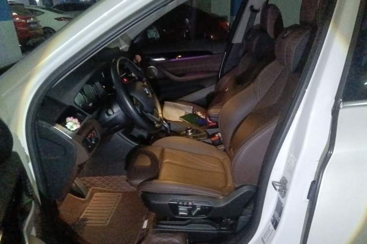 Used BMW X1 2022 sDrive20Li Fashion Model Left Front Seat