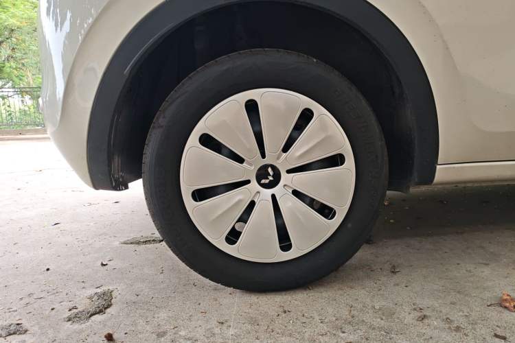 Used Wuling Bingo 2024 203km Light Edition
