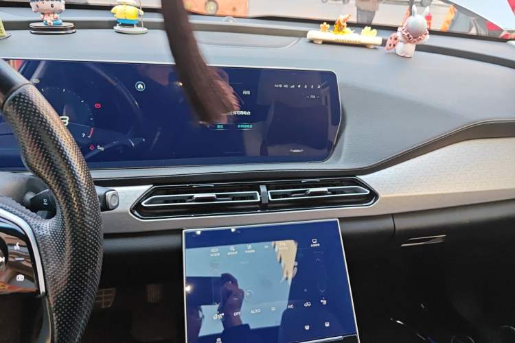 Used BAIC Beijing X7 2020 1.5TD DCT Leading Edition Audio And AC Panel