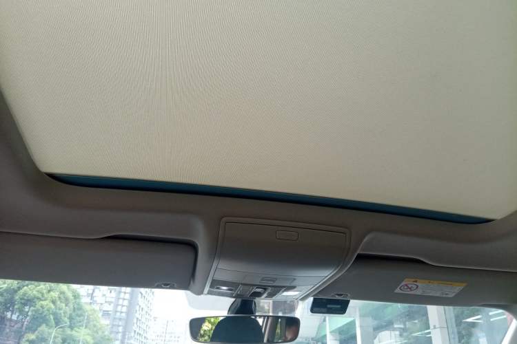 Used Volkswagen Tiguan L 2021 330TSI Automatic Two-Wheel Drive R-Line Enhanced Edition Headliner