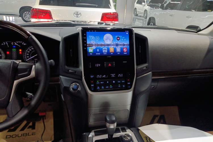 Used Toyota Land Cruiser 2017 4.0L GX 7-Seater U.S.-Spec Version