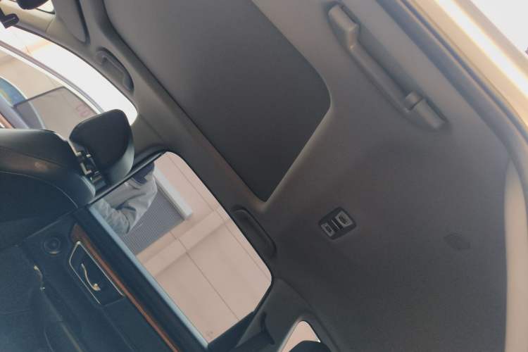 Used Honda CR-V 2017 240TURBO CVT Front-Wheel Drive Fashion Edition
