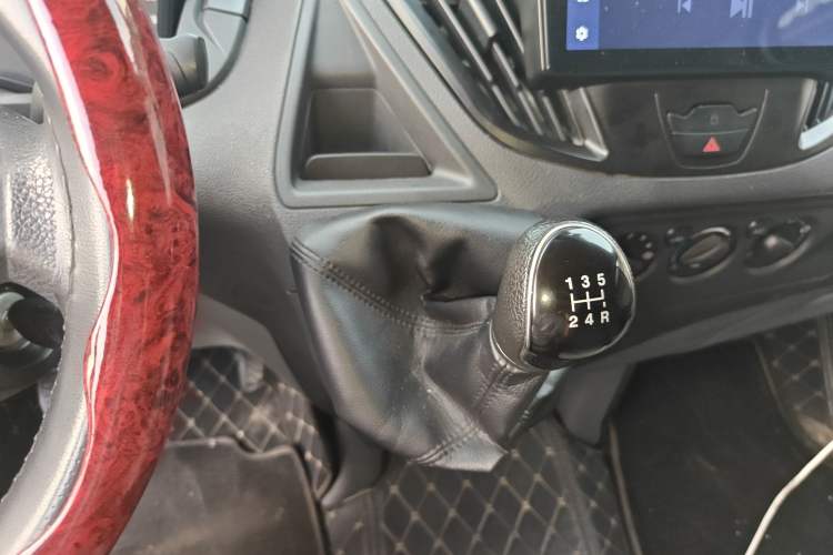 Used Ford Classic Transit  Gear Lever