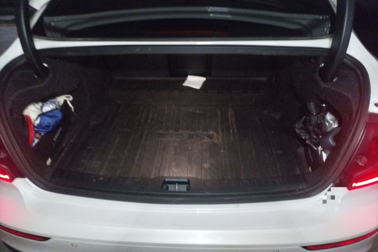 Used Volvo S60 2023 B4 Zhiyuan Luxury Edition
