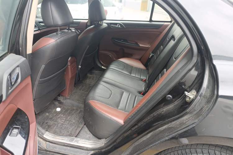 Used BYD Surui 2015 1.5L Manual Luxury Model
