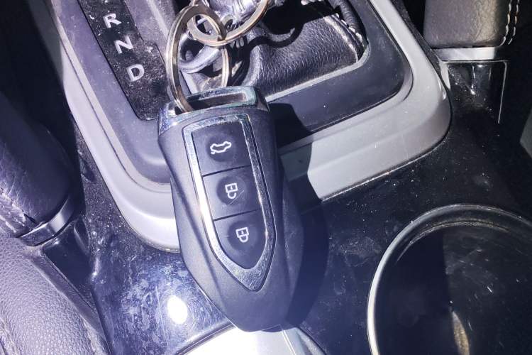 Used Zotye SR7 2016 1.5T CVT Cube Heart Edition China V Standard