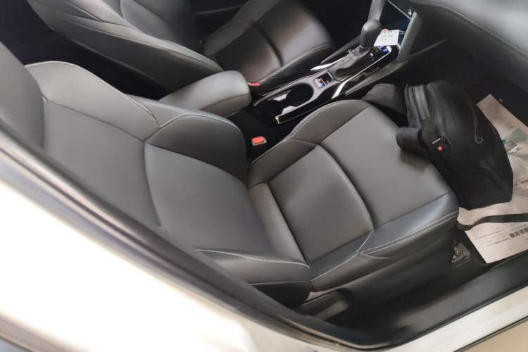 Used Toyota FRONTLANDER 2022 2.0L CVT Luxury PLUS Edition