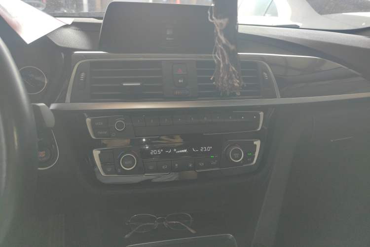 Used BMW 3 Series 2018 320Li Fashion Model