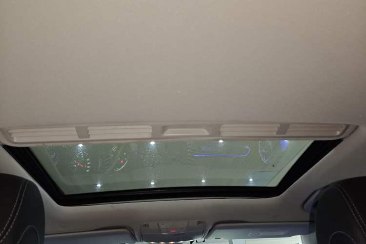 Used Mercedes-Benz C-Class 2019 C 180 L Fashion Edition Sport Version Headliner