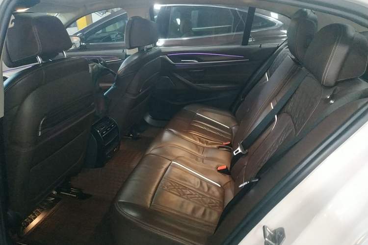 Used BMW 5 Series New Energy 2020 Mileage Upgrade Version 530Le Pioneer Edition
