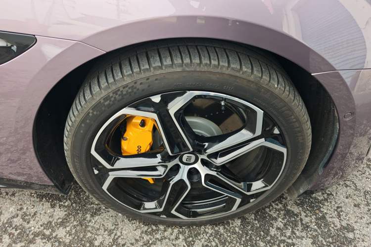 Used Xiaomi Auto SU7 2024 Four-Wheel Drive Ultra-Long Range Advanced Intelligent Driving Max Edition