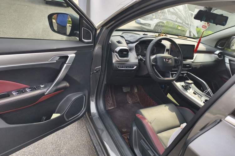 Used Geely Auto Coolray 2021 1.4T DCT Platinum Edition
