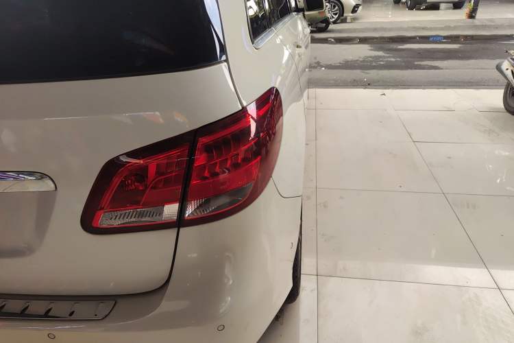 Used Mercedes-Benz B-Class 2015 B 200 Sport Edition