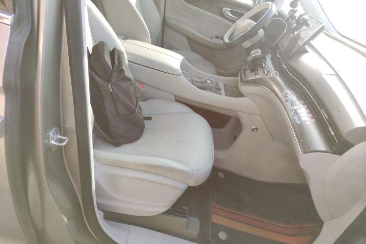 Used Roewe iMAX8 New Energy 2025 1.5T DMH Lu Zun Deluxe Edition
