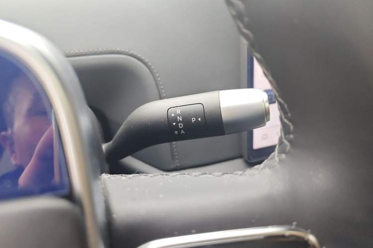 Used Li Auto L8 2023 Pro Model
