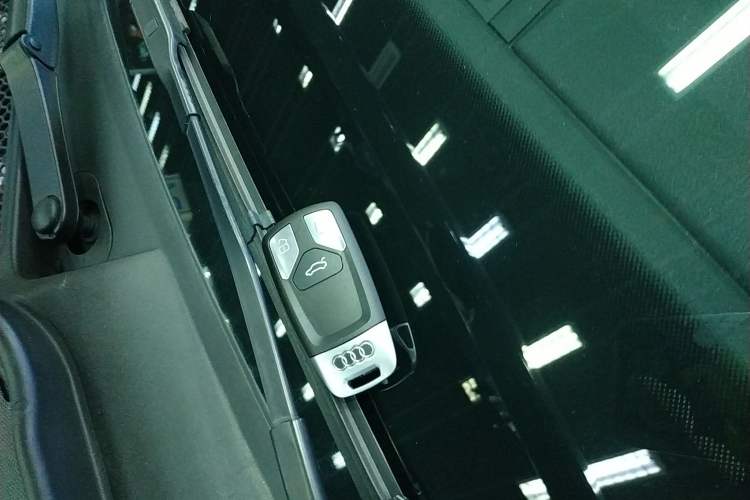 Used Audi A5 2017 Coupe 45 TFSI quattro Sport Edition Interior 1