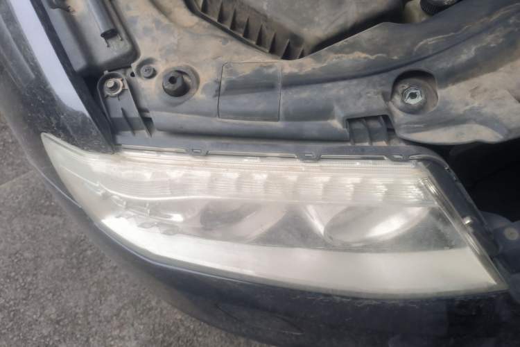 Used Hongqi H7 2015 2.0T Luxury Model Right Front Headlight