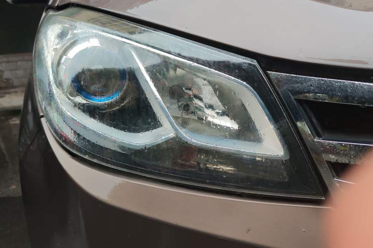 Used SAIC MAXUS G10 2018 PLUS 2.0T Automatic Elite Edition Exterior 6