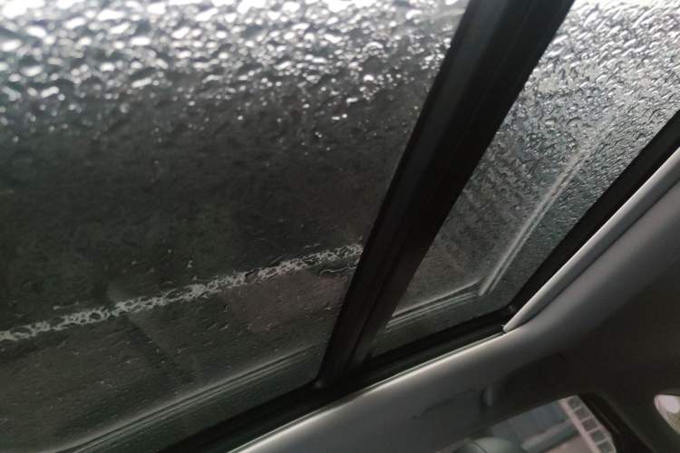 Used AION S Plus 2023 80 Tech Edition Ternary Lithium Headliner