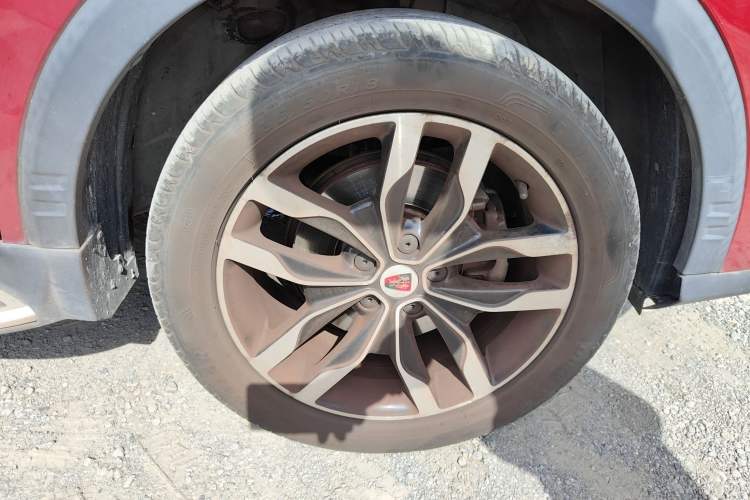 Used Roewe RX5 2016 30T Two-Wheel Drive Automatic Internet Smart Edition
