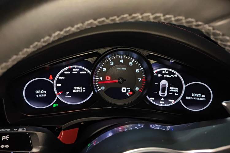 Used Porsche Cayenne 2023 Cayenne Coupé 3.0T Platinum Edition Instrument Cluster