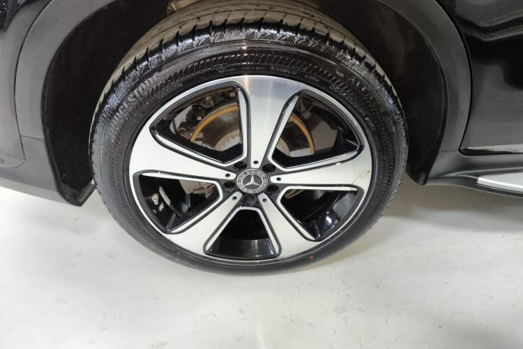 Used Mercedes-Benz GLC 2020 Facelifted GLC 300 L 4MATIC Luxury Edition