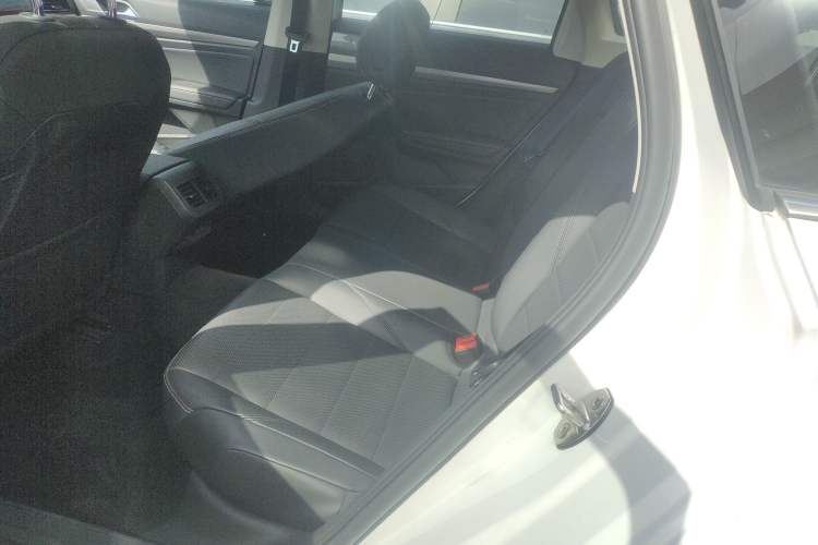 Used Volkswagen Lavida 2018 1.5L Automatic Comfort Edition China V Standard
