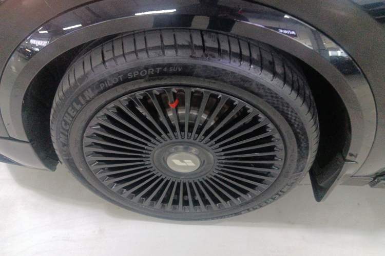 Used Li Auto L9 2022 Max model