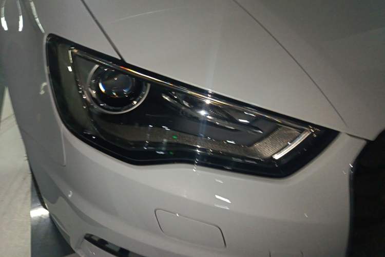 Used Audi A3 2015 Cabriolet 40 TFSI Right Front Headlight