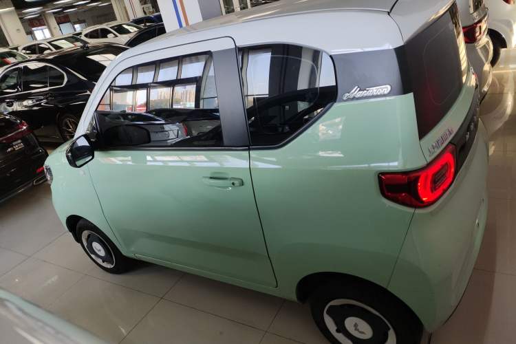 Used Wuling Hongguang MINIEV 2021 Macaron Premium Model – Lithium Iron Phosphate