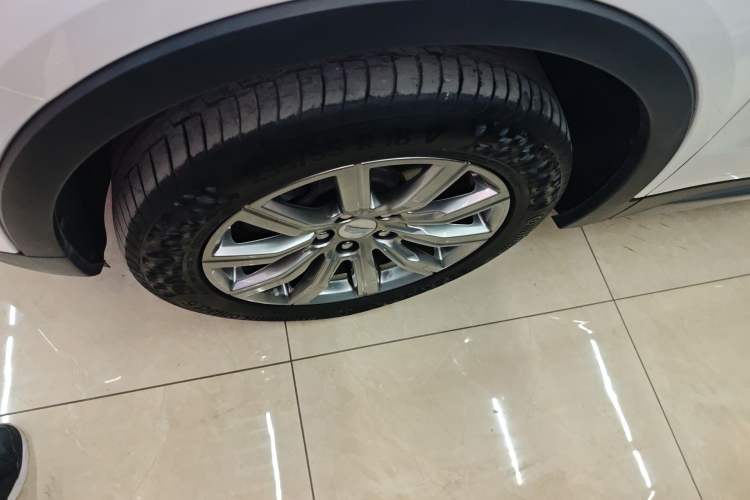 Used Cadillac XT4 2018 28T Two-Wheel Drive Leading Version