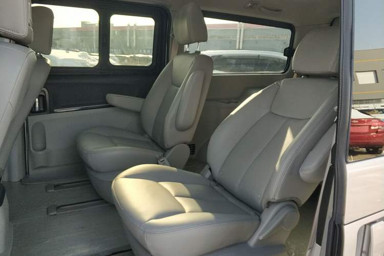 Used JAC Refine M5 2016 2.0T Gasoline Automatic Business Edition