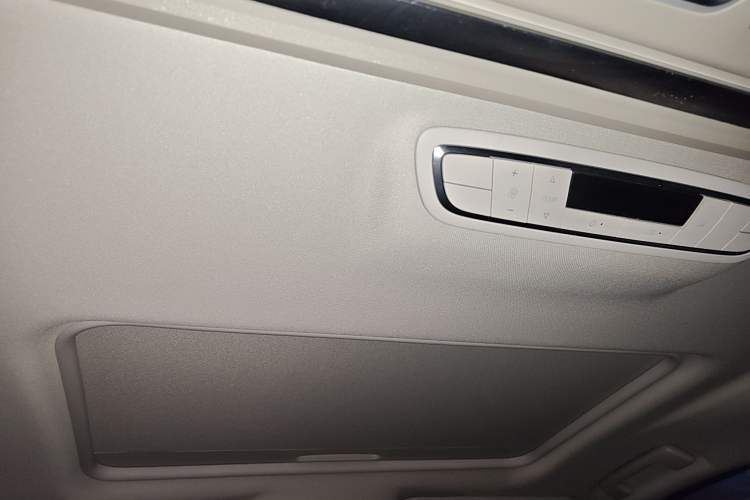 Used Buick GL8 2021 ES Landtrek 653T Comfort Edition
