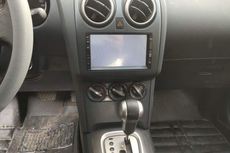 Used Nissan Qashqai 2012 2.0 XL Fire CVT 2WD
