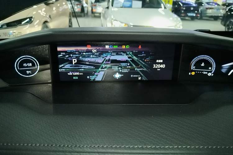 Used CHANGAN UNI-V 2022 1.5T Prestige Version
