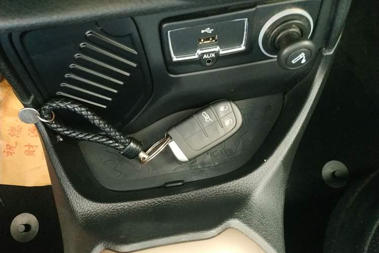 Used Jeep Renegade 2016 1.4T Automatic Smart Edition Interior 1