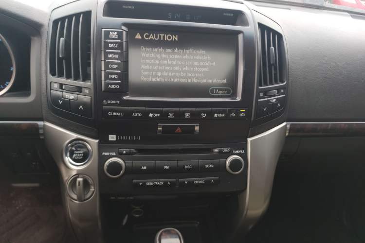Used Toyota Land Cruiser  Audio And AC Panel