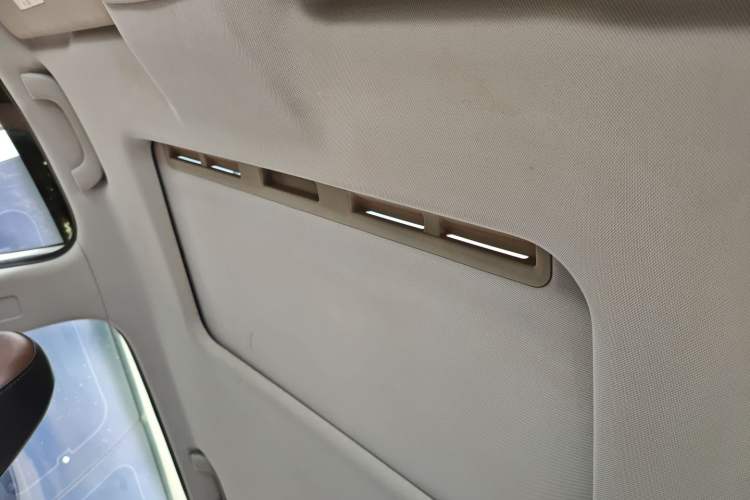 Used FORTHING Joyear X6 2017 Enjoy Series 1.5T Manual Luxury Model
